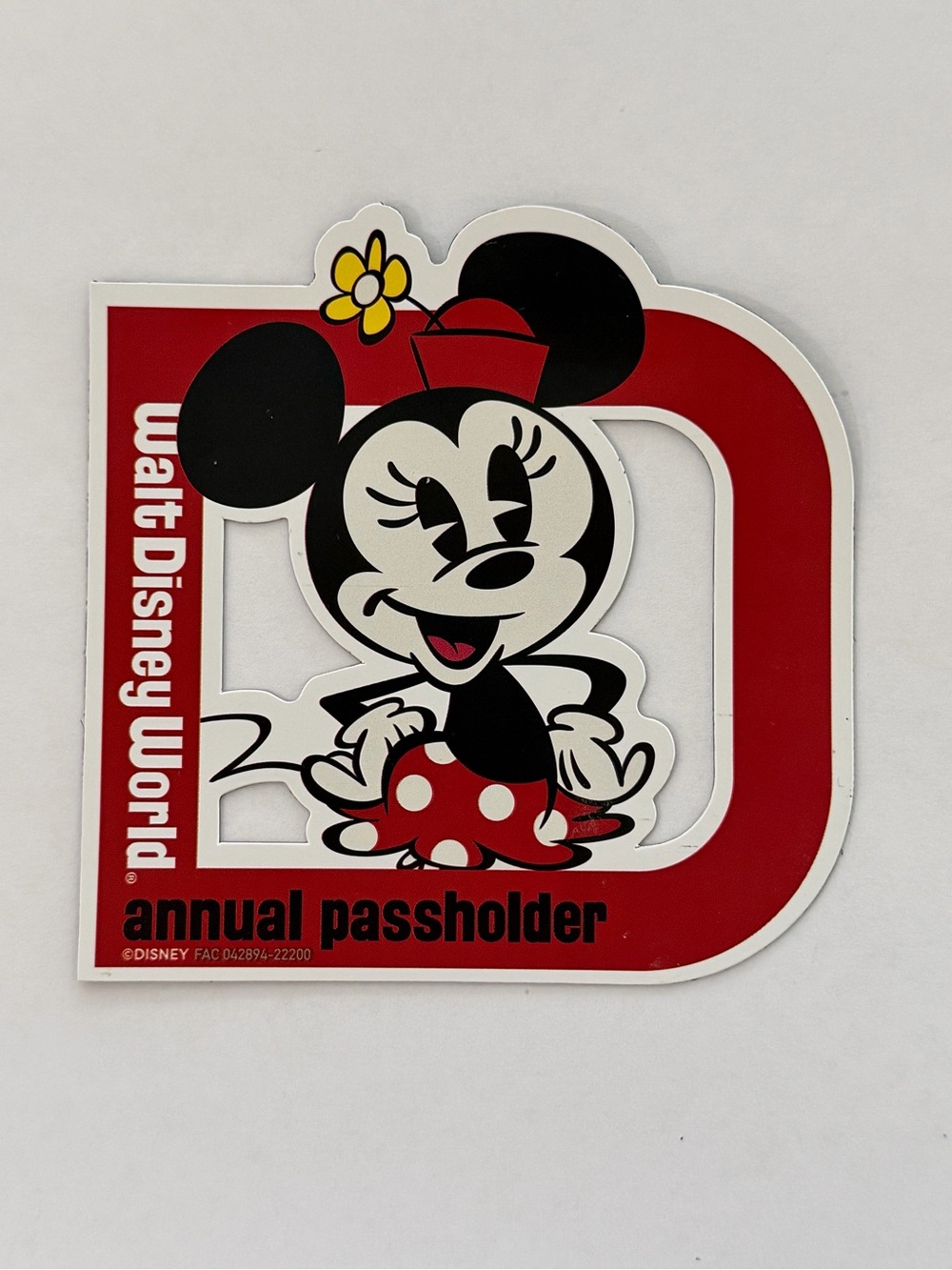 Walt Disney World Minnie Mouse Annual Passholder Magnet